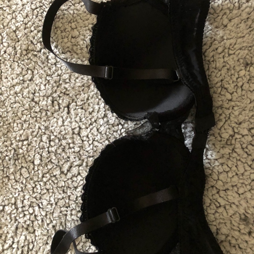 Black sequence bra - Picture 2 of 2